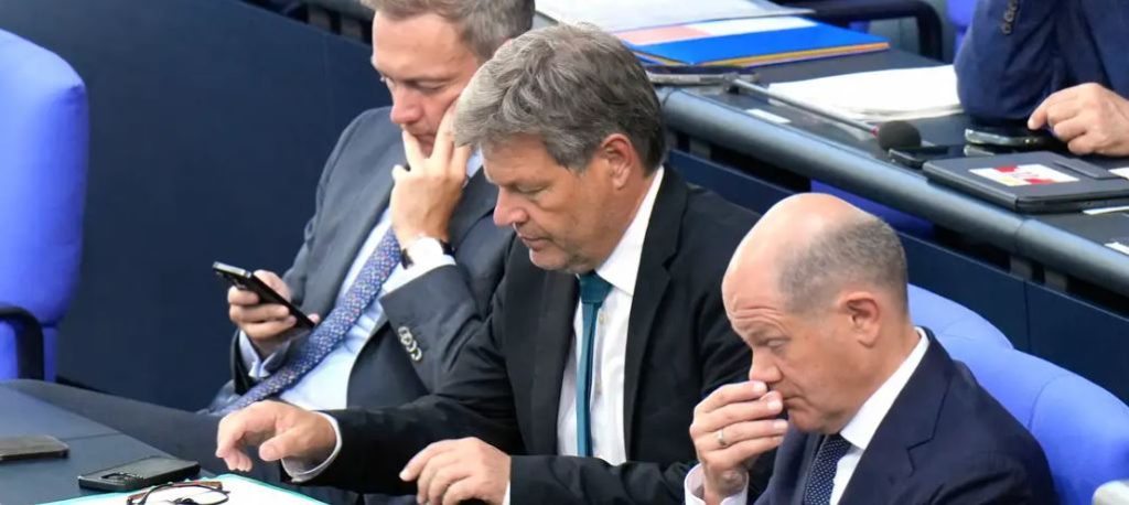 Do të ketë zgjedhje të parakohshme në Gjermani? Scholz Habeck dhe Lindner