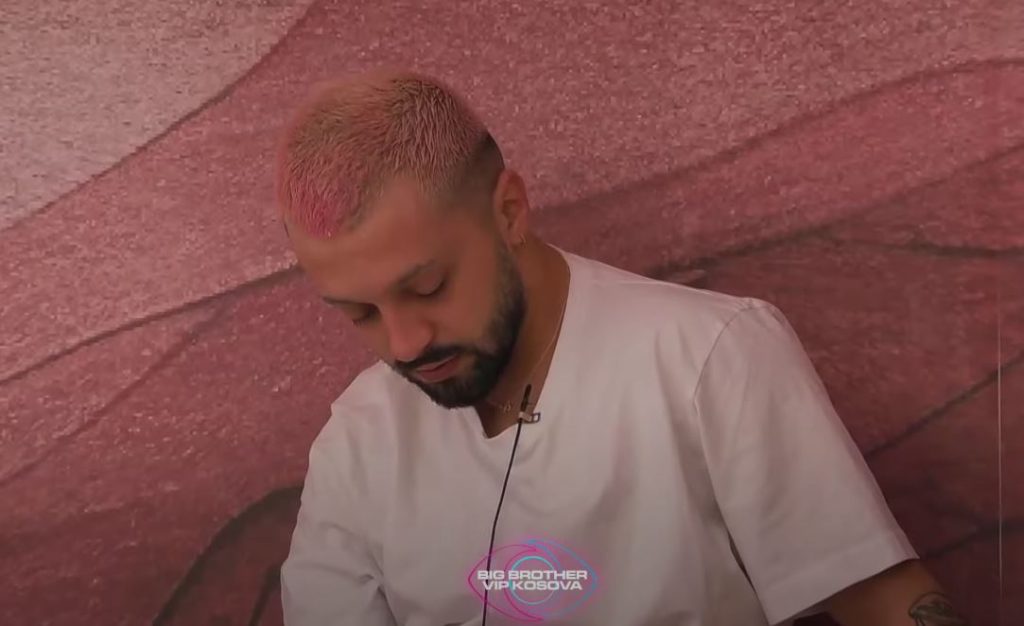 VIDEO/ Gjesti përballet me momente të vështira emocionale Capture 3