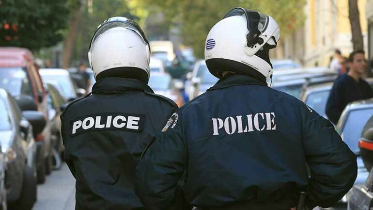Konflikti i grupeve rome nga Shqipëria, dy të plagosur në Greqi policia greke1 1 770x433 1