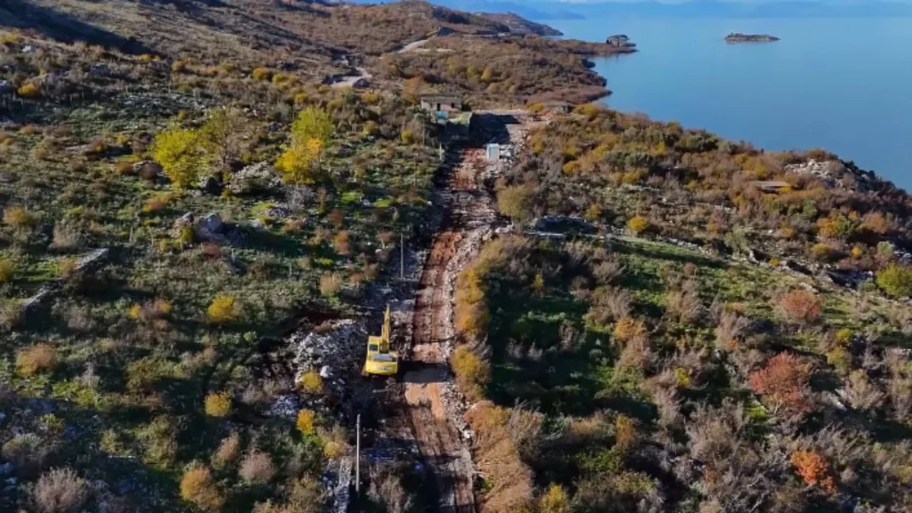 Rama ndan pamje nga kantieri i punës në rrugën Shirokë-Zogaj rama hd