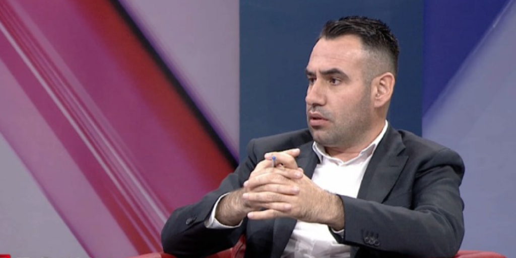 Gazetari: Berisha iku nga sigla e Metës, shkoi në shtëpinë e tij toska