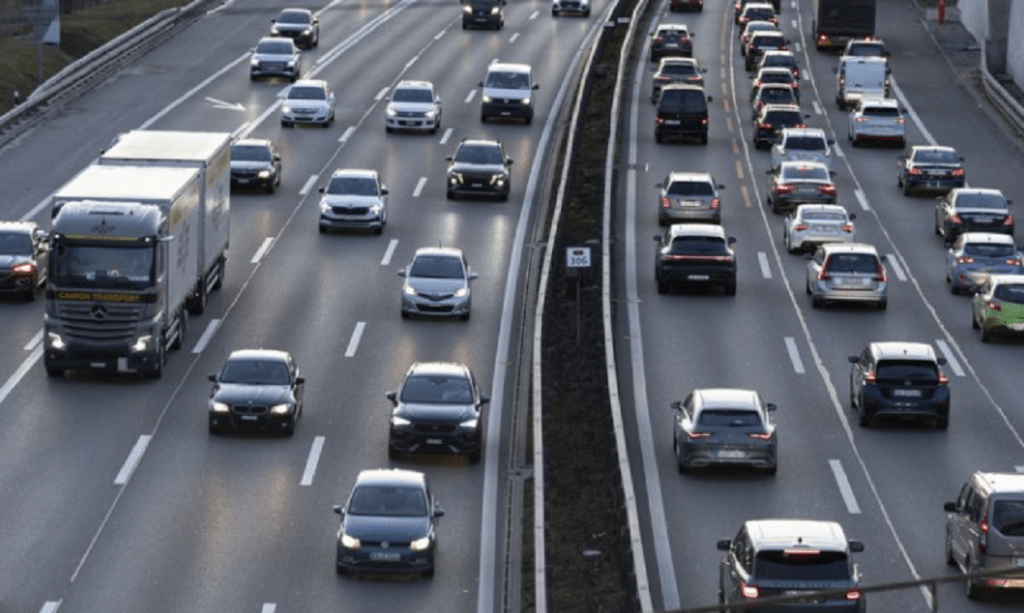 Ndoqi një makinë për 2400 metra, gjobitet 100 mijë franga 07 1
