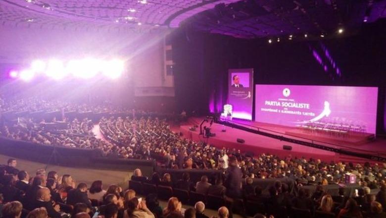 Sot Kuvendi Kombëtar i Rinisë Socialiste, Rama ndan mesazhin e dy të rinjve 1738397165 64006571c8c7d6b83