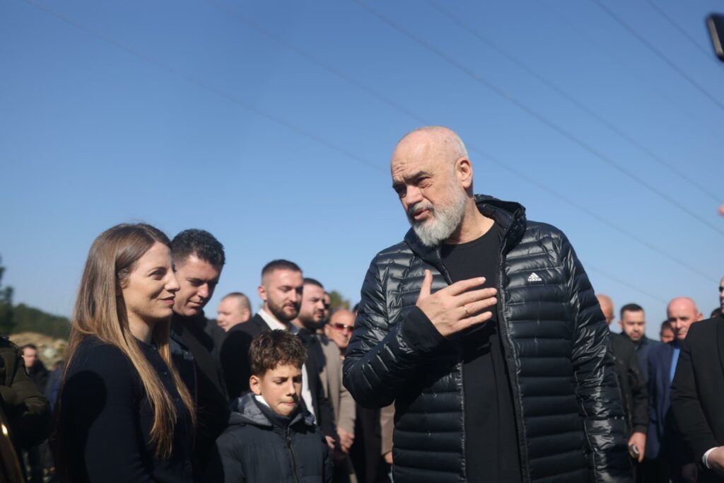 Rama inspekton punimet në Rrugën e Komanit IMG 1270