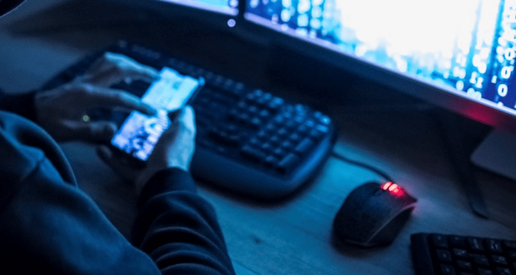 Europol: Disa grupe orientojnë të miturit drejt akteve ekstreme Screenshot 2025 02 21 083356