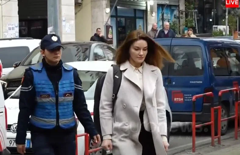 Do shqyrtonte në Apel ankimimin e Ajola Xoxës, tërhiqet nga gjykimi Ilirjana Olldashi ajola