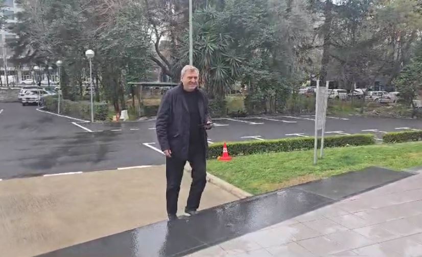 Zgjedhjet e 11 majit! Vijojnë negociatat mes PD dhe aleatëve të saj duka te pd