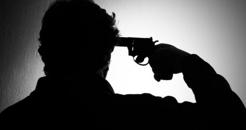 Punonjësi i policisë së burgjeve i jep fund jetës, qëllon veten me armë në shtëpi vetvrasje 850x450 1