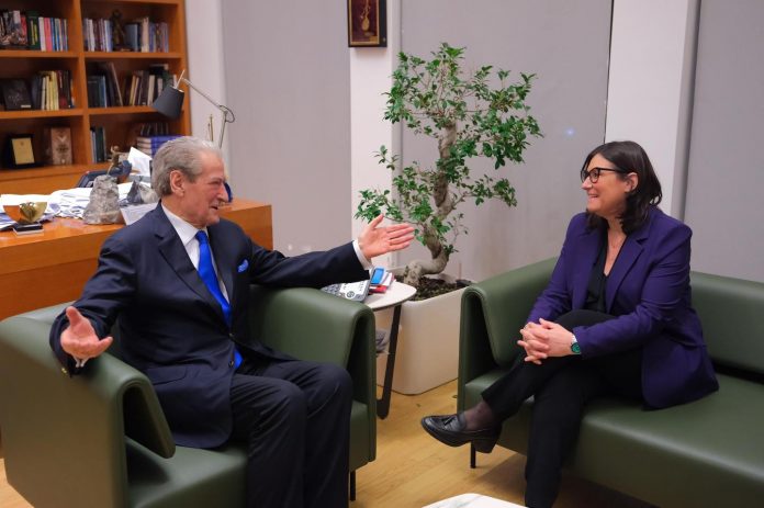 Berisha pret deputeten e Forza Italia, flet për betejën e PD berisha 1 696x463 1