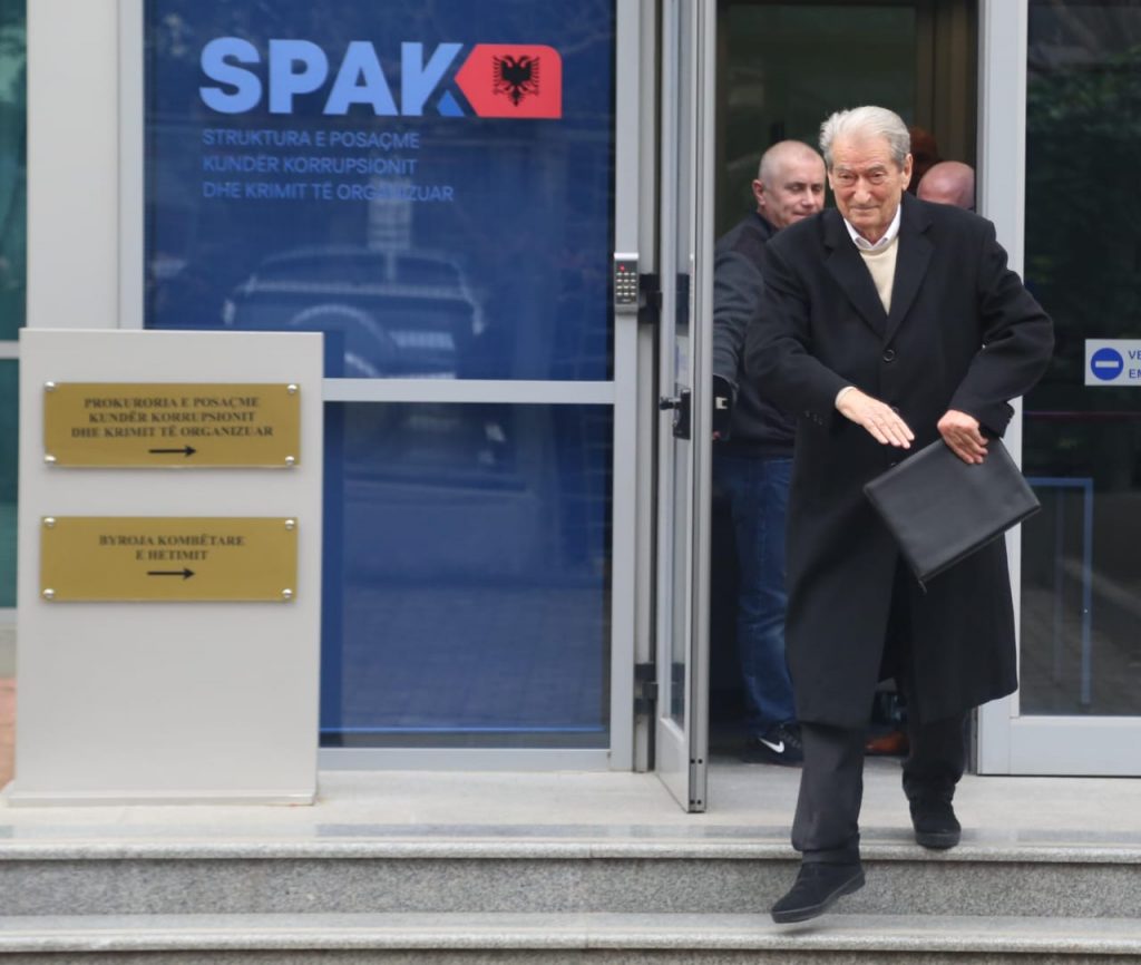 Zbardhet mesazhi që Sali Berisha la në SPAK berisha 1