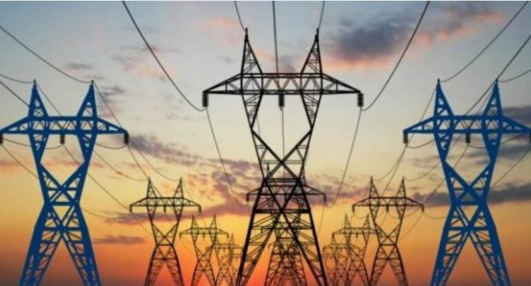 Remont në linjat e tensionit të mesëm në Librazhd, qyteti katër orë pa drita cmimi i energjise elektrike1 770x415 1