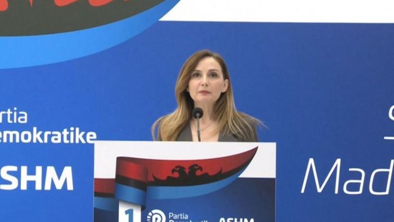 VIDEO/ Tabaku tregon historinë e avokates në Tiranë: Shtresa e mesme po zhbëhet nga sistemi i pandershëm 1744810794 joridatabaku