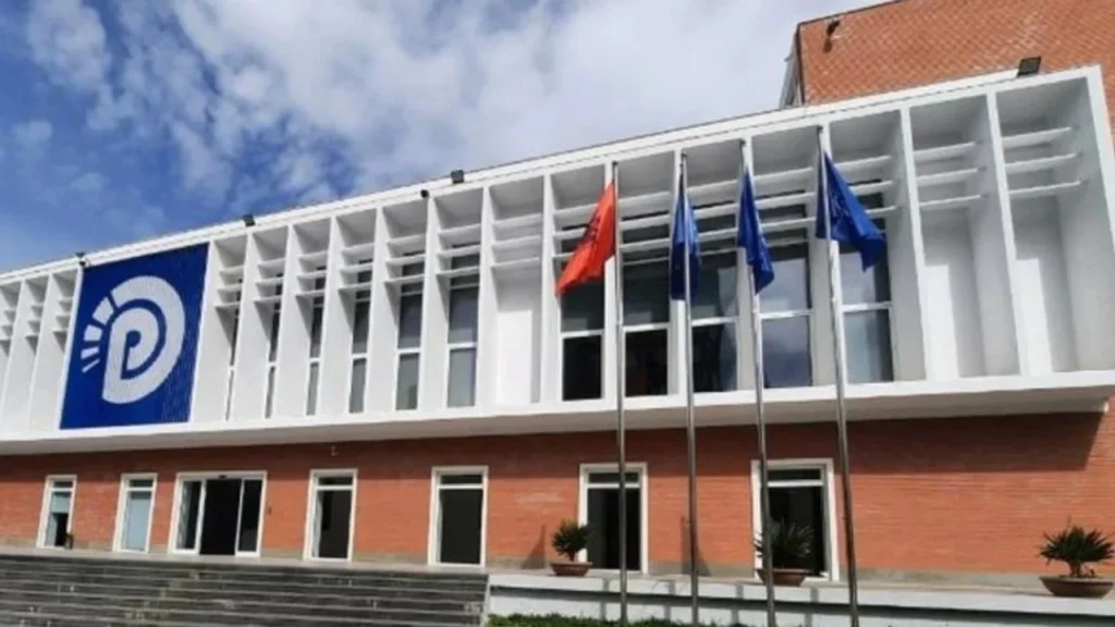 1745949695 partiademokratike sd sd