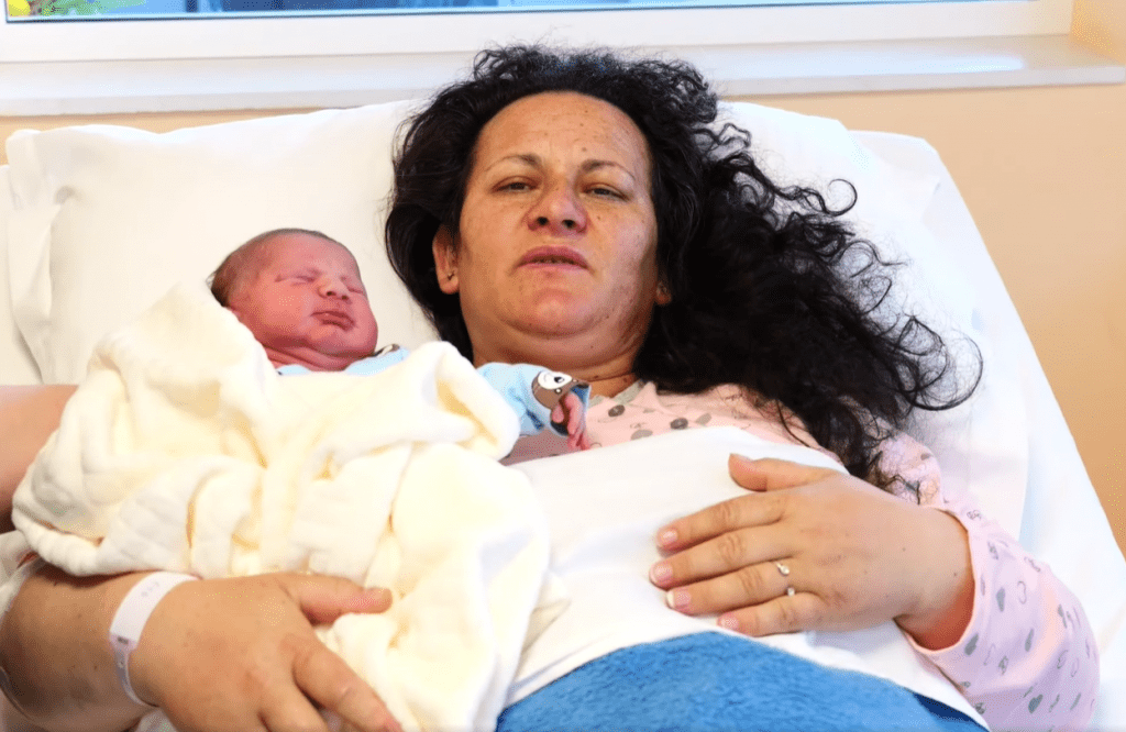 Fëmija i dytë me fekondim artificial, Rama: Mbështetja e qeverisë nuk ndalet për familjet e reja Screenshot 2025 05 27 144353