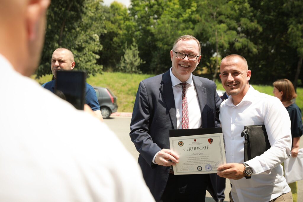 FOTO/ Ambasada e Amerikës: Policia shqiptare po forcon aftësitë kundër krimeve, 33 specialistë përfunduan kursin 3 507211458 1151437393678083 8001197155973617528 n
