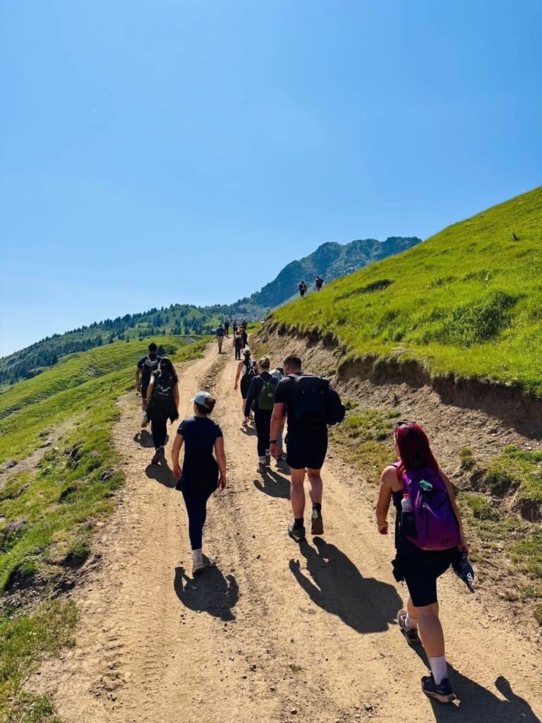 Rama poston fotot nga Dobërdoli: Një fshat i vogël veror alpin, po mbahet gjallë tradita e jetës në bjeshkë 2 512675499 1277165343779124 4140100257227466796 n