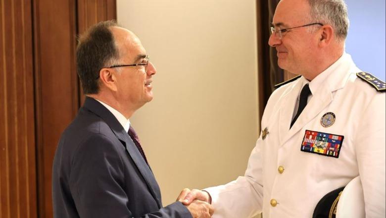 Presidenti Begaj takim me Admiralin Pierre Vandier: Rikonfirmojmë angazhimin e Shqipërisë për sigurinë dhe stabilitetin rajonal 1752754527 bajrambegaj