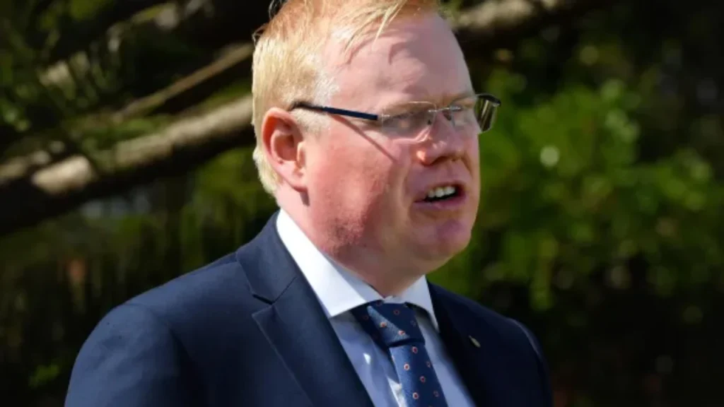 9b3bc0fc0dae4d91430489be8b17ffb56d0984d4 sd