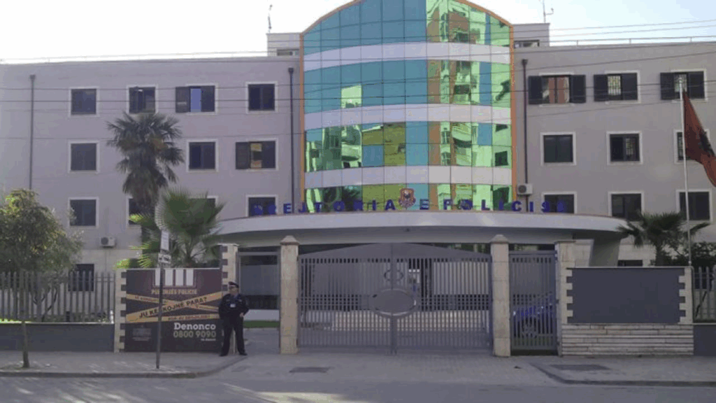 I dënuar në Zvicër, arrestohet në Portin e Durrësit 25-vjeçari IMG 4130