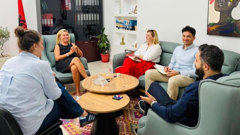 Federica Mogherini në Tiranë: Takim kyç me Rezidencën Studentore Nr.1 për partneritete akademike 1757770598 fotongatakimi
