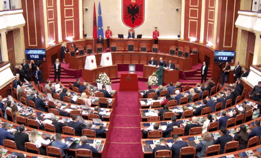 PS propozon Niko Peleshin, nis votimi i fshehtë për zgjedhjen e Kryetarit të Kuvendit. Opozita bojkoton Screenshot 2025 09 12 173634
