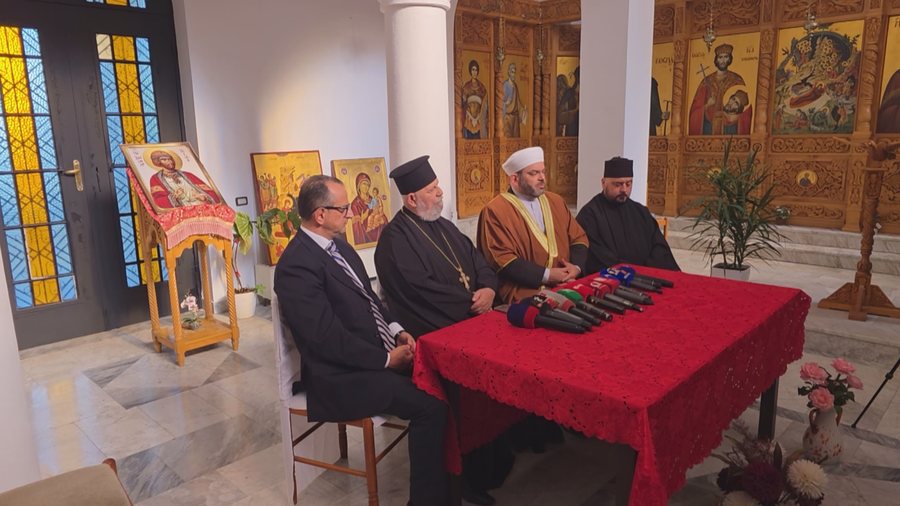 Myslimanë dhe ortodoksë bashkë kundër kullës 35 katëshe 900 0 1760361782xkr protesta e besimtareve te shkodres frame 2609 822