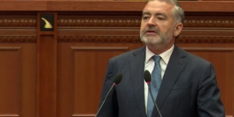 “Ina Rama kërkoi hetim për 21 janarin, Berisha nuk e lejoji”, Klosi: Mendoni se do i vendosni institucionet e drejtësisë në vështirësi.. IMG 3730