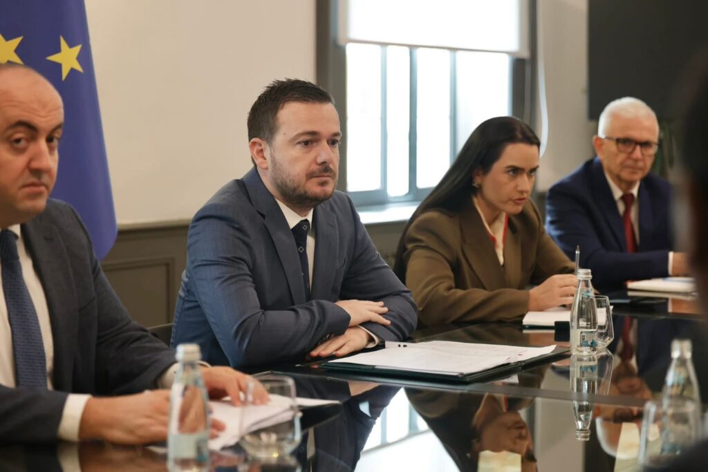 WhatsApp Image 2025 10 02 at 16.13.01