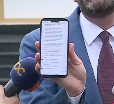Bardhi nxjerr sms e Ballës: Skenar ndërprerja e Kuvendit, urdhëroi deputetët e PS-së të vinin për votim 1 WhatsApp Image 2025 10 16 at 17.16.09 1 386x350 1