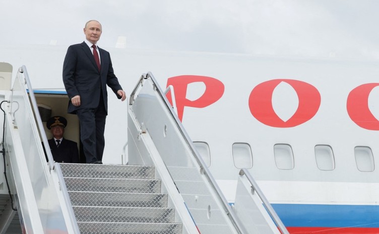 Takimi me Trump, avioni i Putinit s’kalon nga Shqipëria. Një shtet i BE do të çel qiellin putin 1