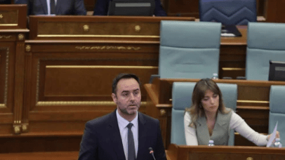 Votimi i qeverisë në Kosovë, Konjufca prezanton kabinetin. Tregon postin që do të ketë Kurti 34125345