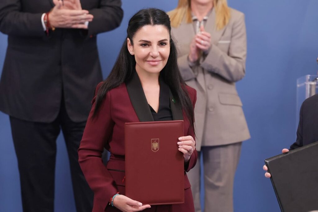 582283586 18164685343379257 4594876814083085737 n