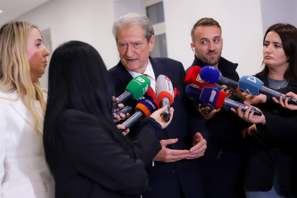 SPAK e thirri për 21 Janarin, Berisha: Nuk kam marrë fletëthirrje, më parë ua çon gazetarëve 69120d006dd06berisha