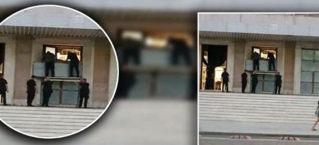 900 0 1763278977xsfvdrfgvdb 111