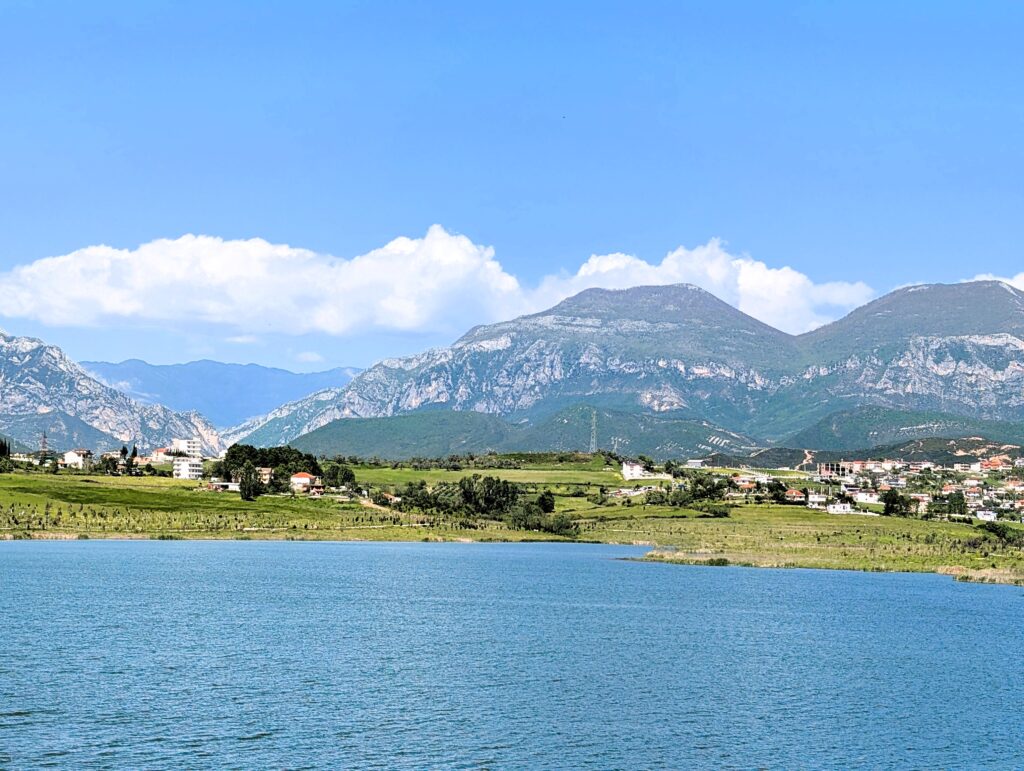 Liqeni i Paskuqanit Paskuqan Lake – Urban Lake and Park in Northern Tirana