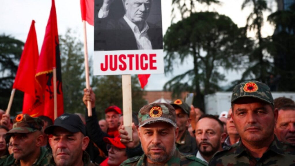 uck auto IMG 78581763237667 sd