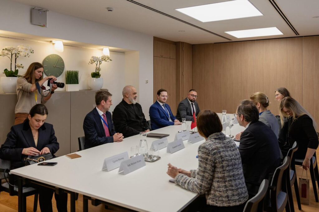 WhatsApp Image 2025 12 17 at 15.48.22