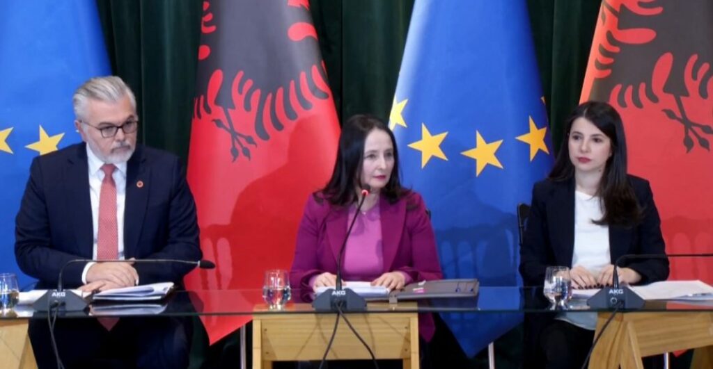 Dhuka: 12 nisma ligjore për përafrimin e legjislacionit shqiptar me atë të BE-së IMG 6688