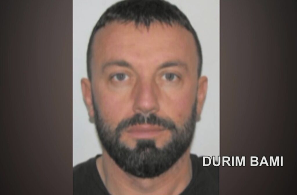 Durim Bami mbërrin në Shqipëri pas ekstradimit nga Dubai Durim Bami