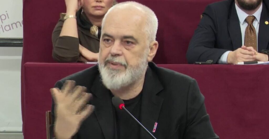 “Ekzekutivi, pushtet i pavarur si gjyqësori”/ Rama: Askush nuk duhet të mendojë se ka në dorë ‘gurin dhe arrën’ për të goditur këtë shumicë qeverisëse IMG 7984