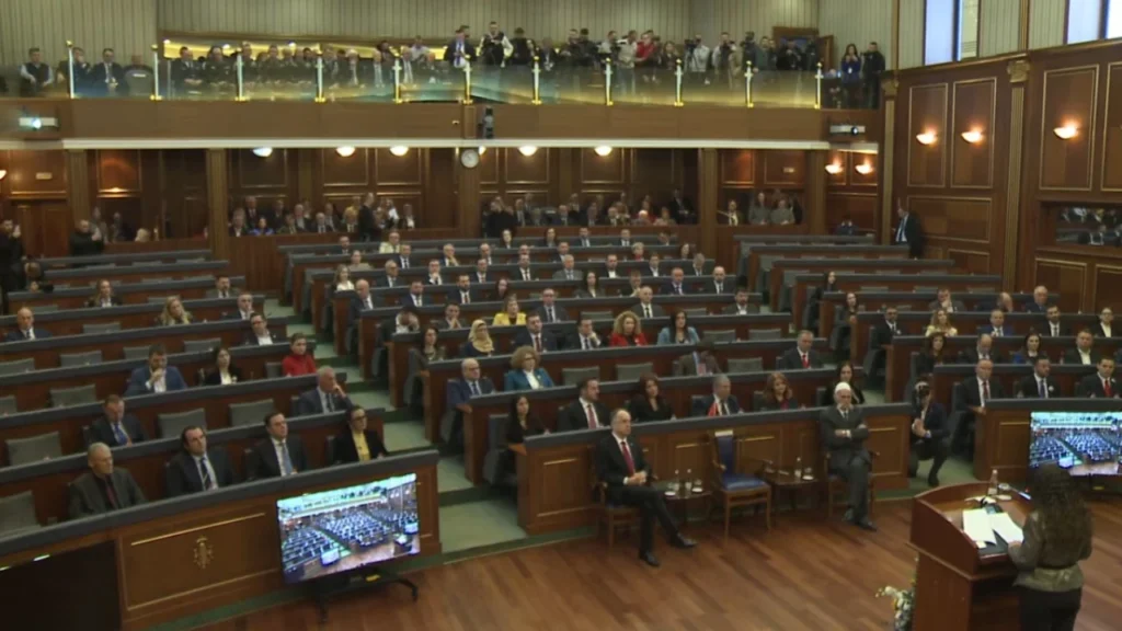 Nis seanca solemne, Presidentja Osmani: Ta ruajmë Kosovën si amanet, lirinë si vlerën më të shtrenjtë IMG 8053