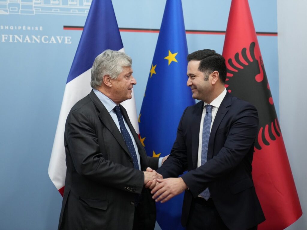 Malaj fton investitorët francezë të investojnë në turizëm, bujqësi dhe infrastrukturë IMG 8173