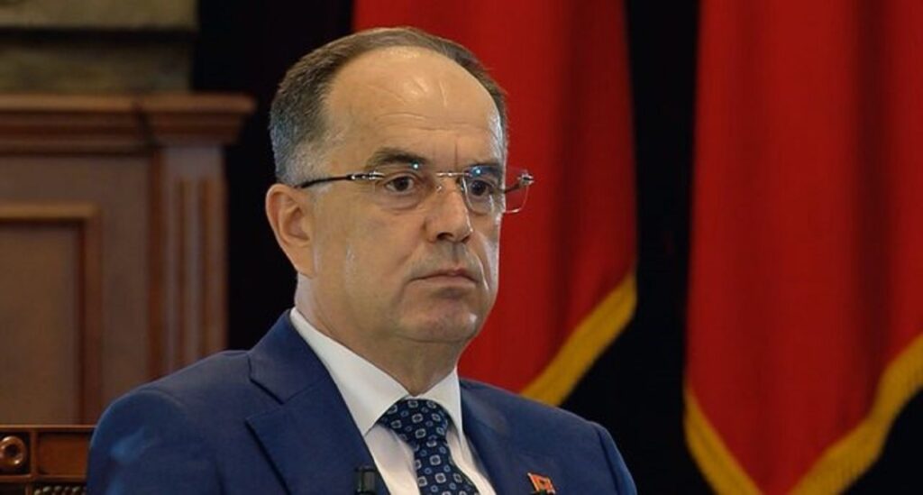 Presidenti Begaj dekreton ligjin e ri, gjoba deri në 500 mijë lekë për zyrtarët në konflikt interesi bajram begaj