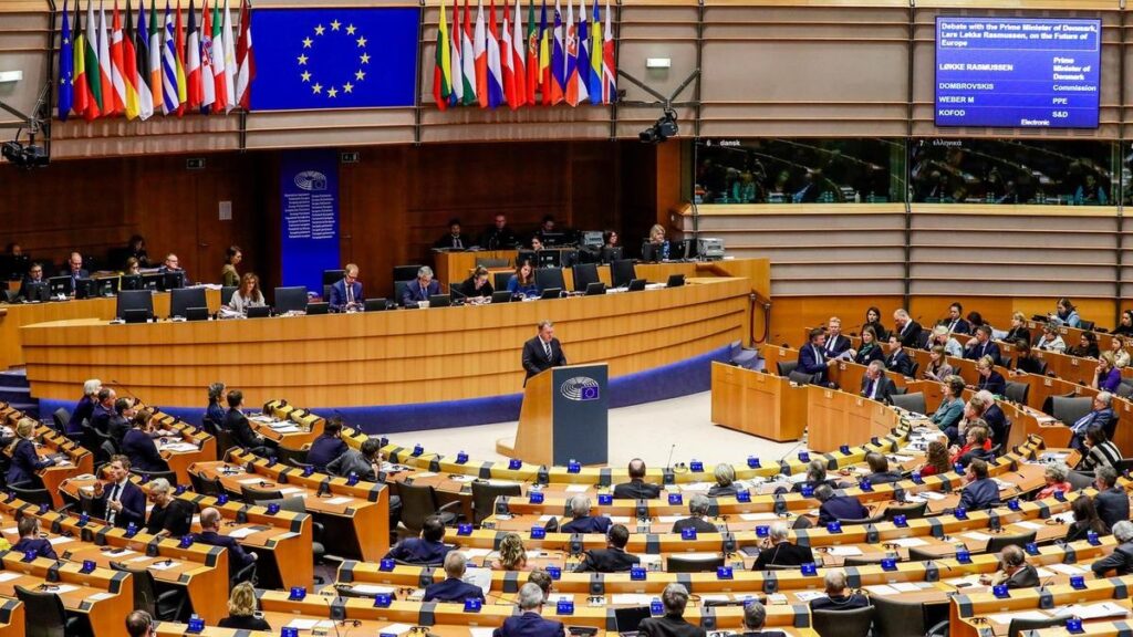 parlamenti europian