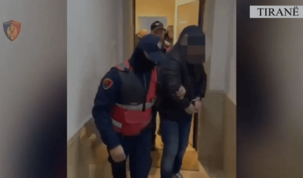 Shfrytëzonin një të huaj për prostitucion, arrestohen dy shtetas në Tiranë policia 1