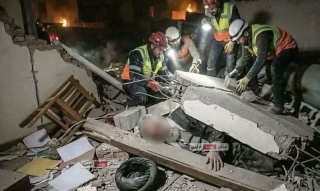 U vra nga ShBA, publikohet fotoja e Ali Khamenei nën rrënoja 1 007 img 3042