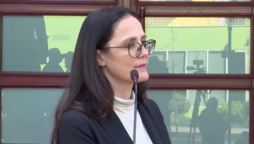 Rritja e çmimit të karburantit pas luftës, Ibrahimaj: Po i monitorojmë, bordi i transparencës do të ngrihet nëse do ketë abuzime 5ceeec77 7f8e 46c7 9f73 c025e76d68b9