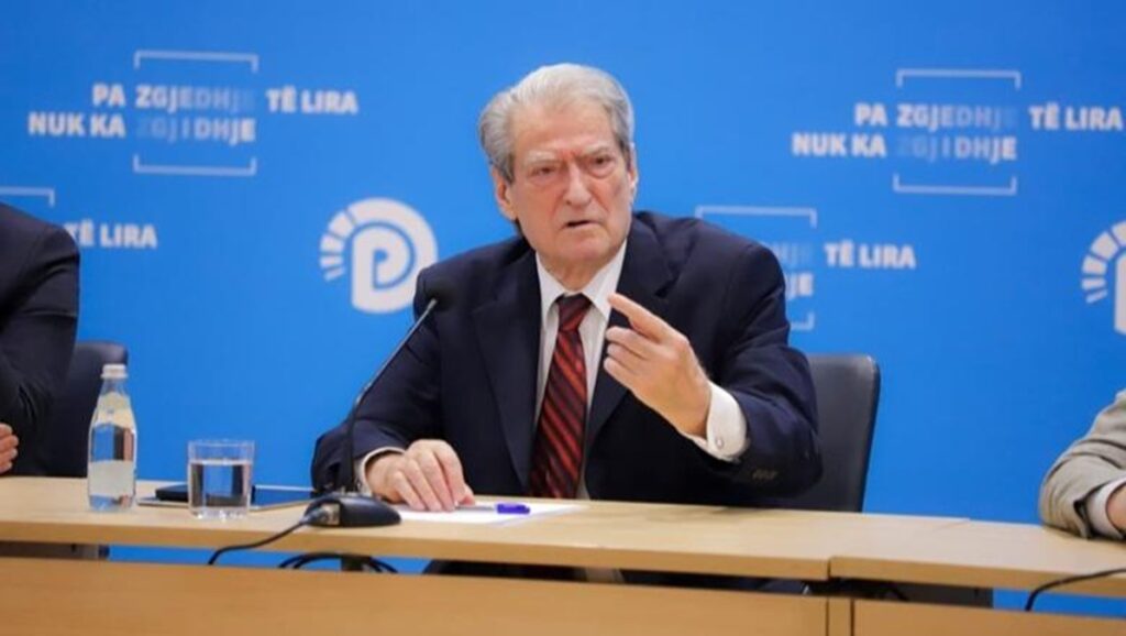 Arsyet e sulmit të ri të Sali Berishës ndaj Ambasadorit të BE-së Berisha 1