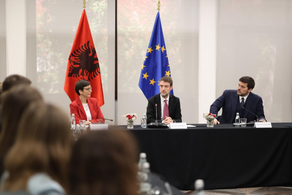 Hoxha: Evropa është një histori zgjerimi, koha e Shqipërisë është tani IMG 0252