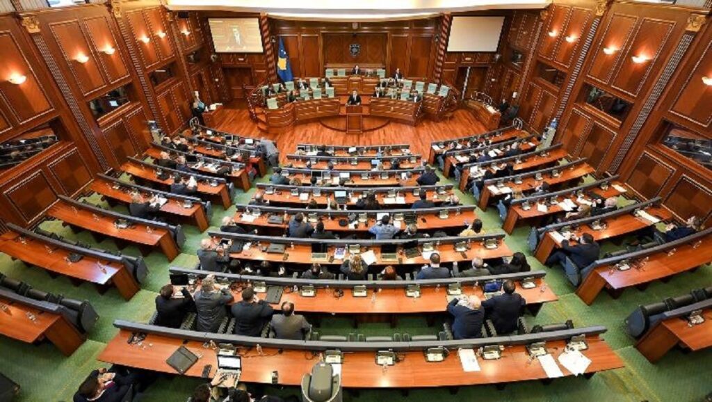Afati i fundit për presidentin, LVV propozon dy kandidatë kuvendiikosoves